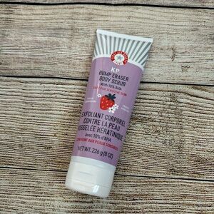 First Aid Beauty KP Bump Eraser Scrub